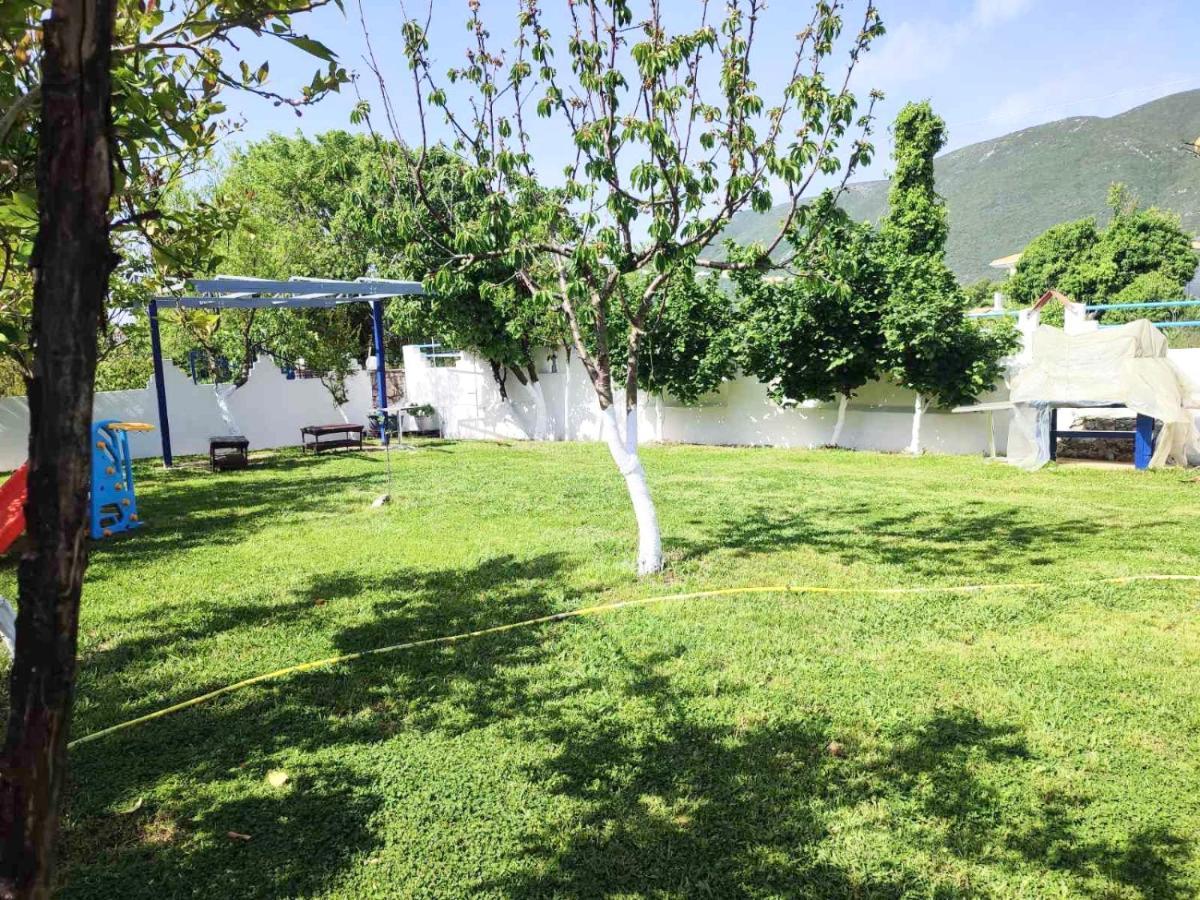 Koala Place Vasiliki  Exterior photo
